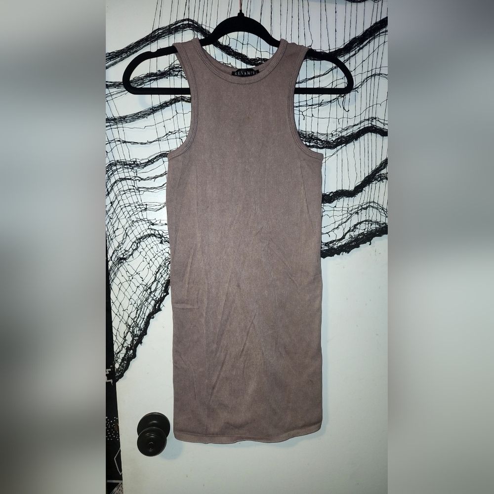 🌠3/$30🌌 ✨️Revamped Taupe Tank Top✨️